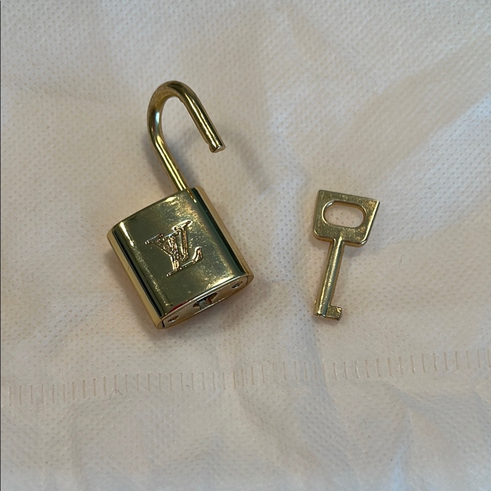Louis Vuitton Gold Lock and Key Set
